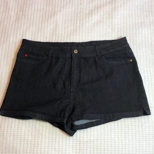 Sofia dark wash high rise denim shorts. Size 18